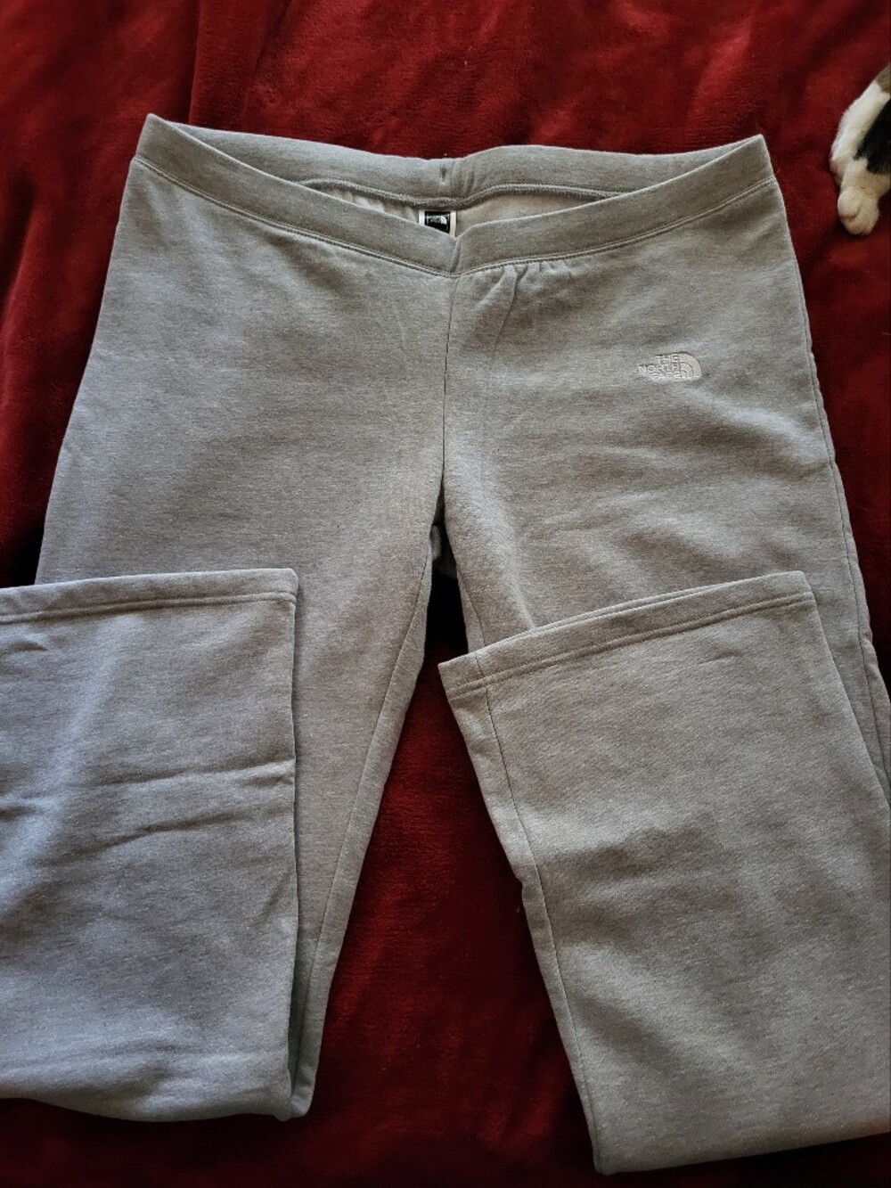 The North Face Grey Sweatpants~Size Xxl~NWT.